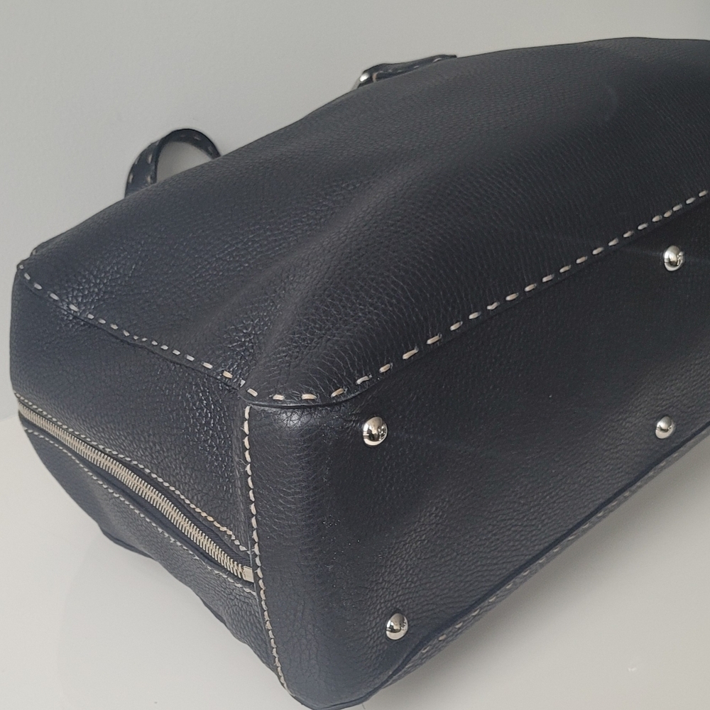 FENDI Selleria Black Leather Tote Bag - Picture 4 of 16